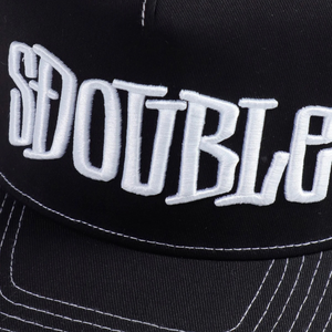 S/DOUBLE MID-BLOCK CURVED PEAK BLACK TRUCKER CAP